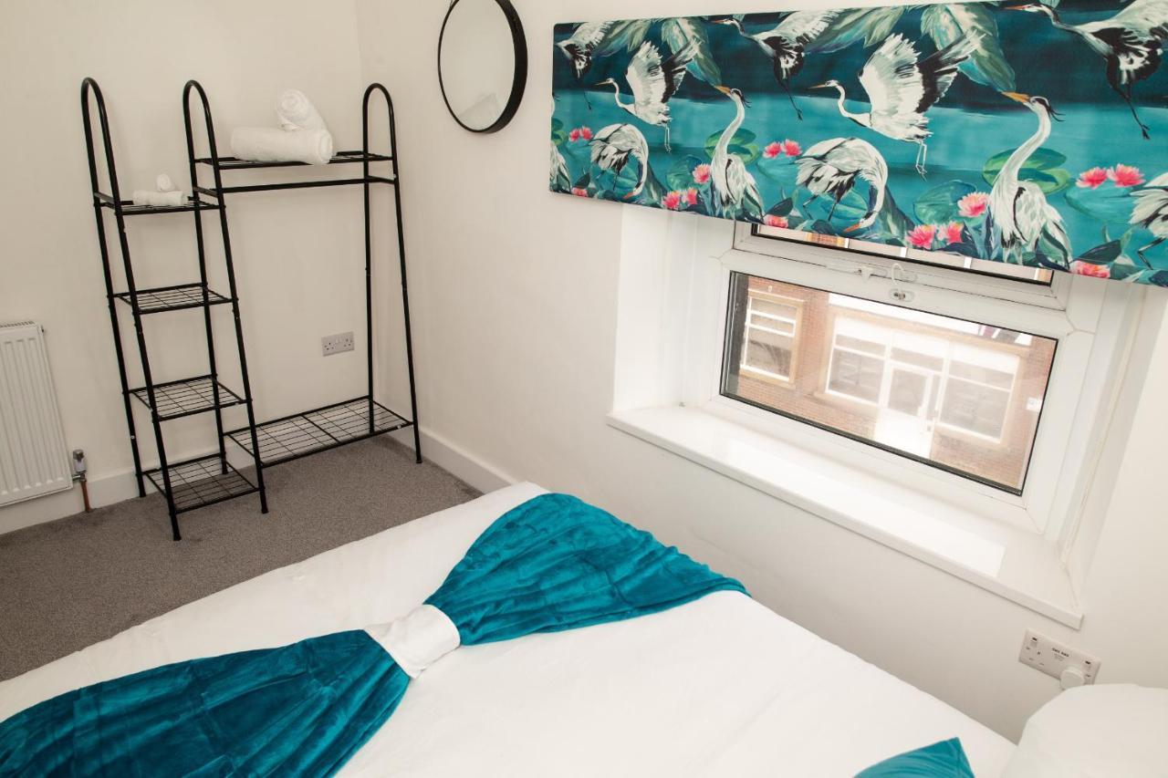 Victoria Street Apartments Моркамб Екстериор снимка